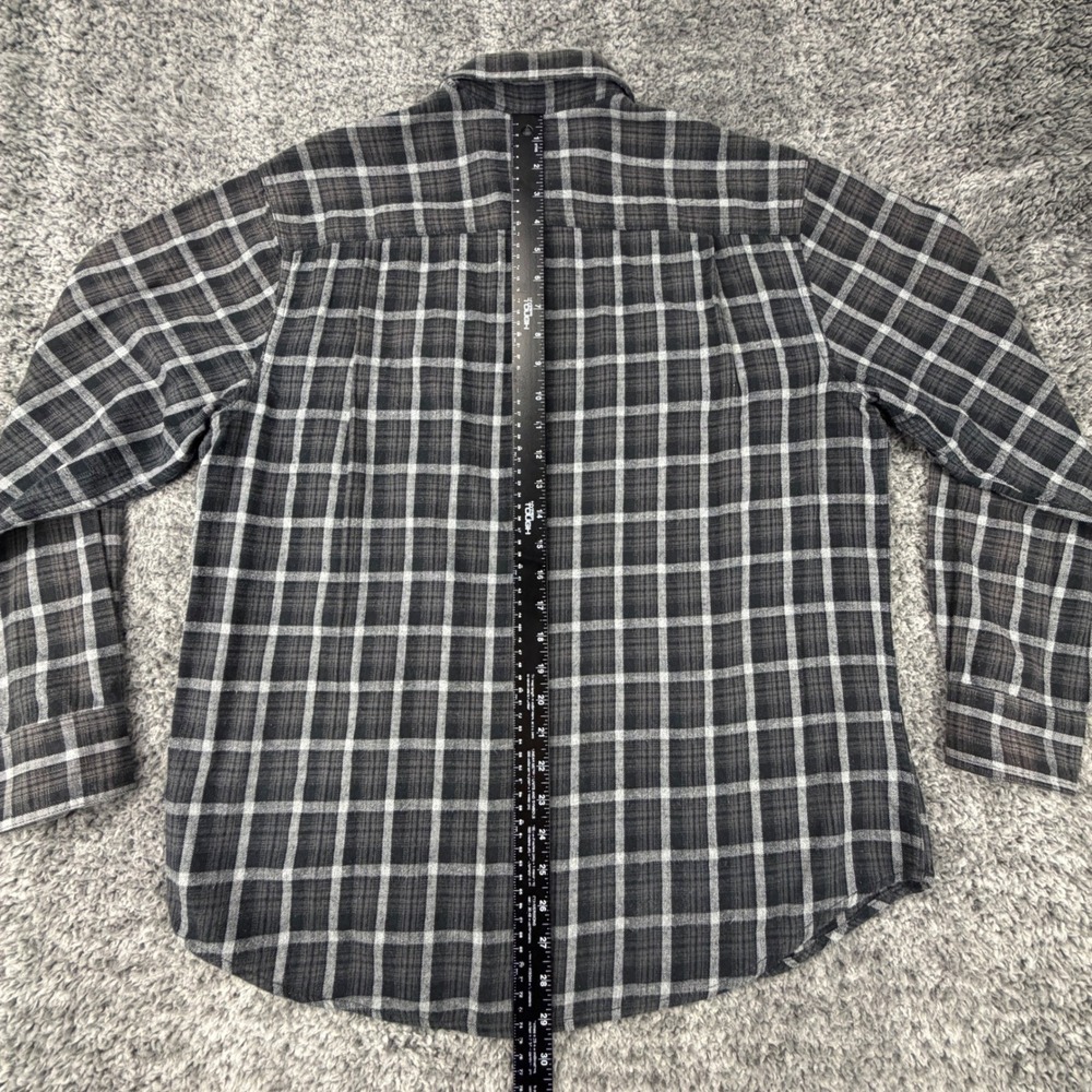 Outdoor Life Men's Size L Plaid Flannel Long Sleeve Button Up Shirt Gray White - Picture 4 of 10